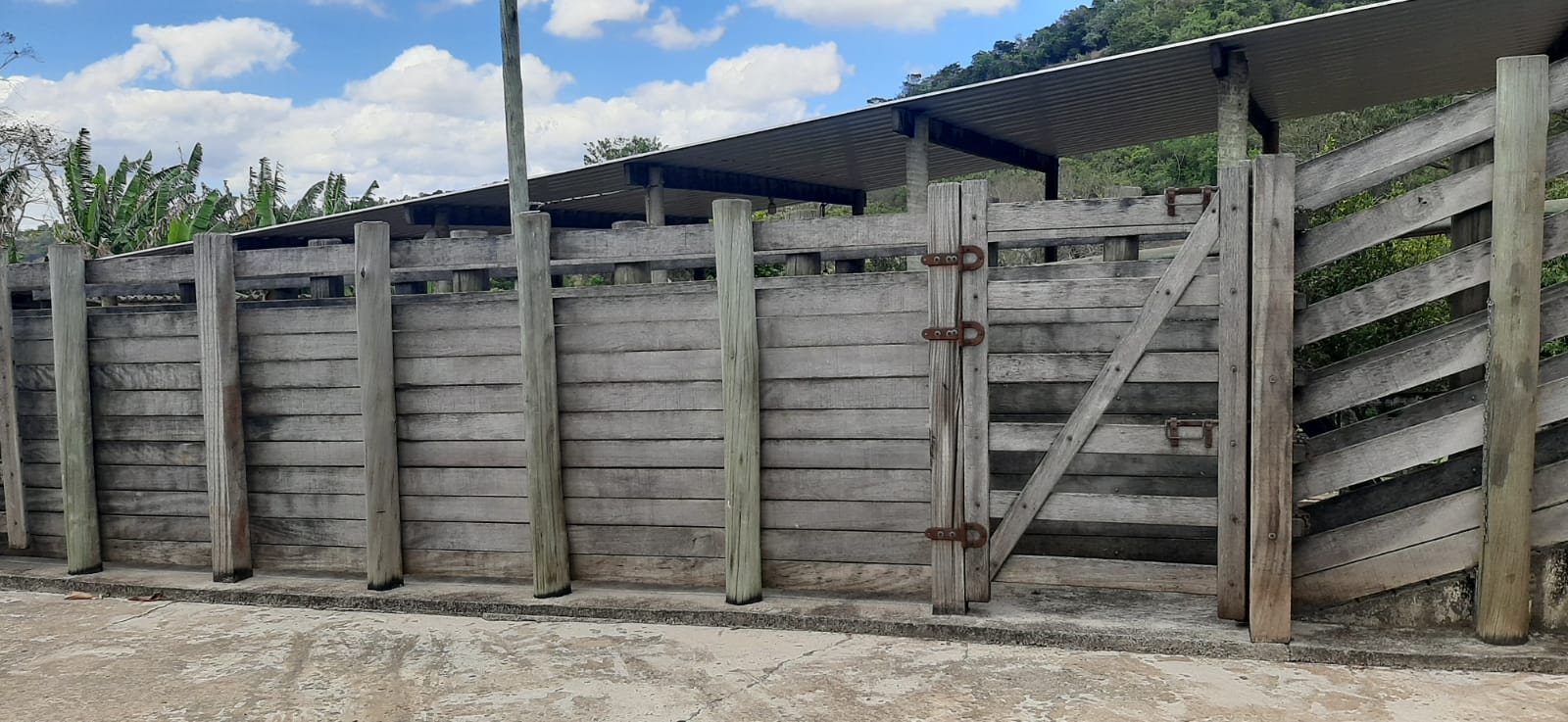 Divisões do curral da Fazenda Tombador